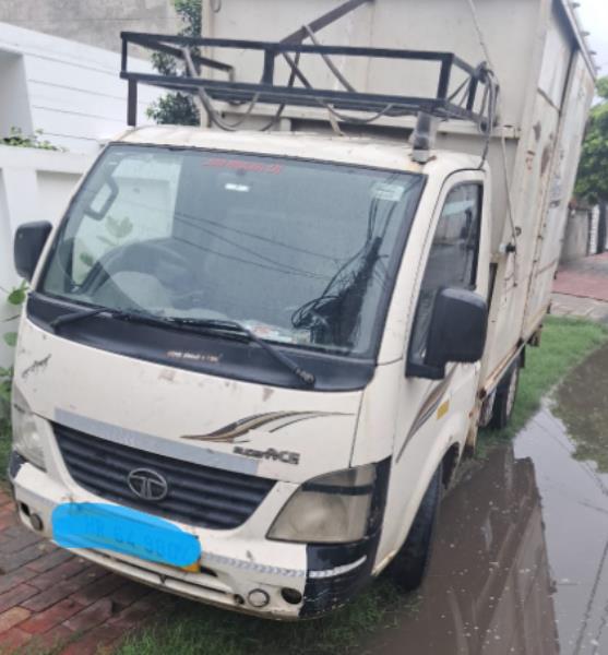 Tata Super Ace image 2